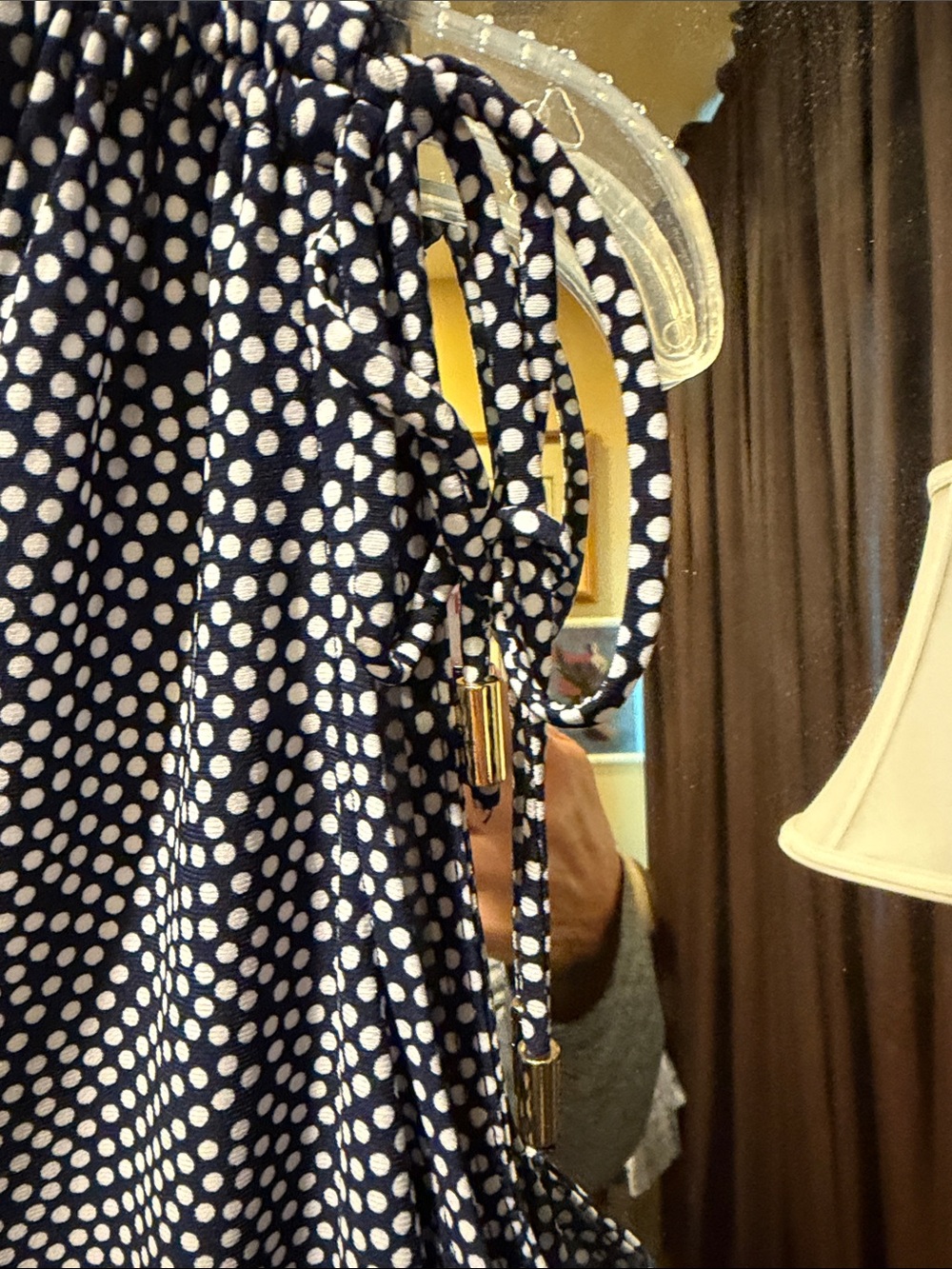 Anne Klein Navy and White Polka Dot Sleeveless V-Neck 1X - Picture 4 of 6